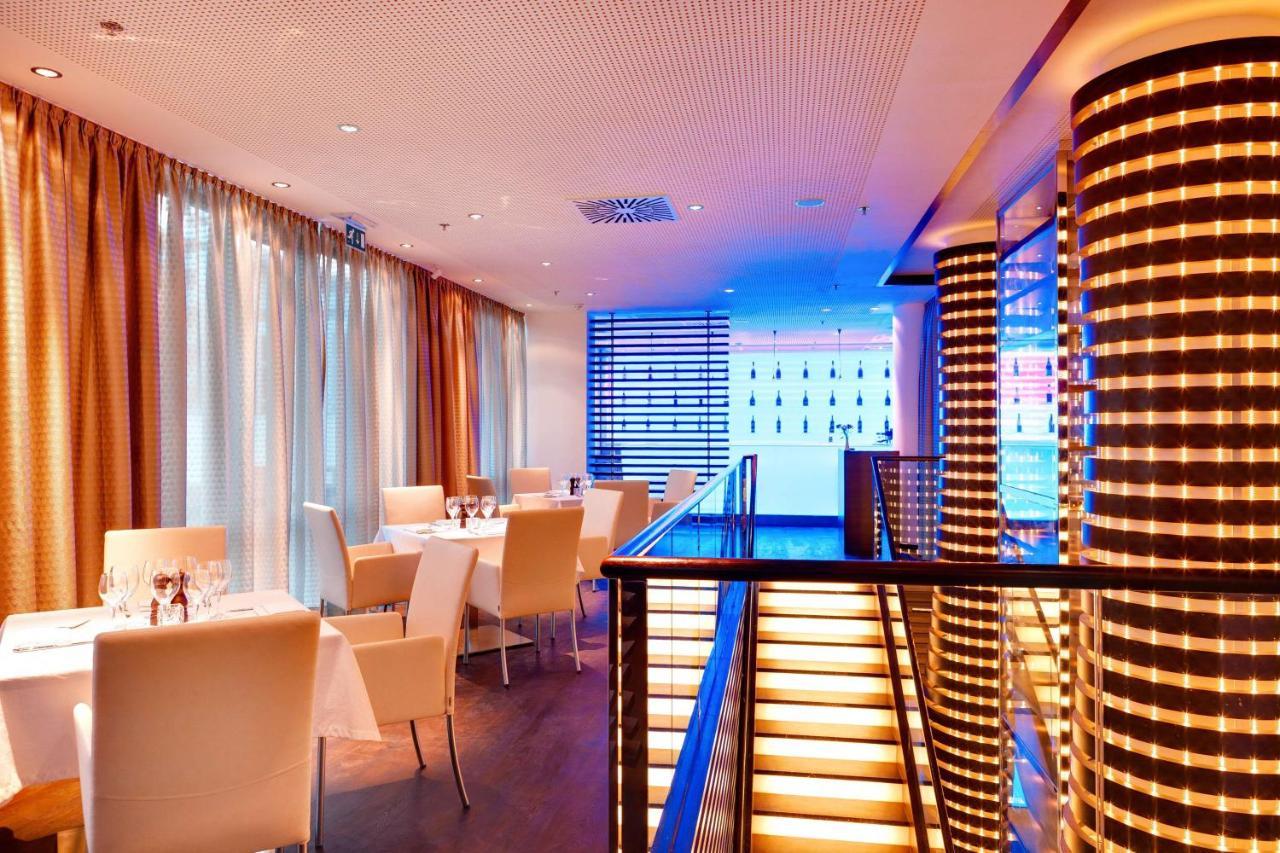 Radisson Blu Resort Bukovel Esterno foto Restaurant