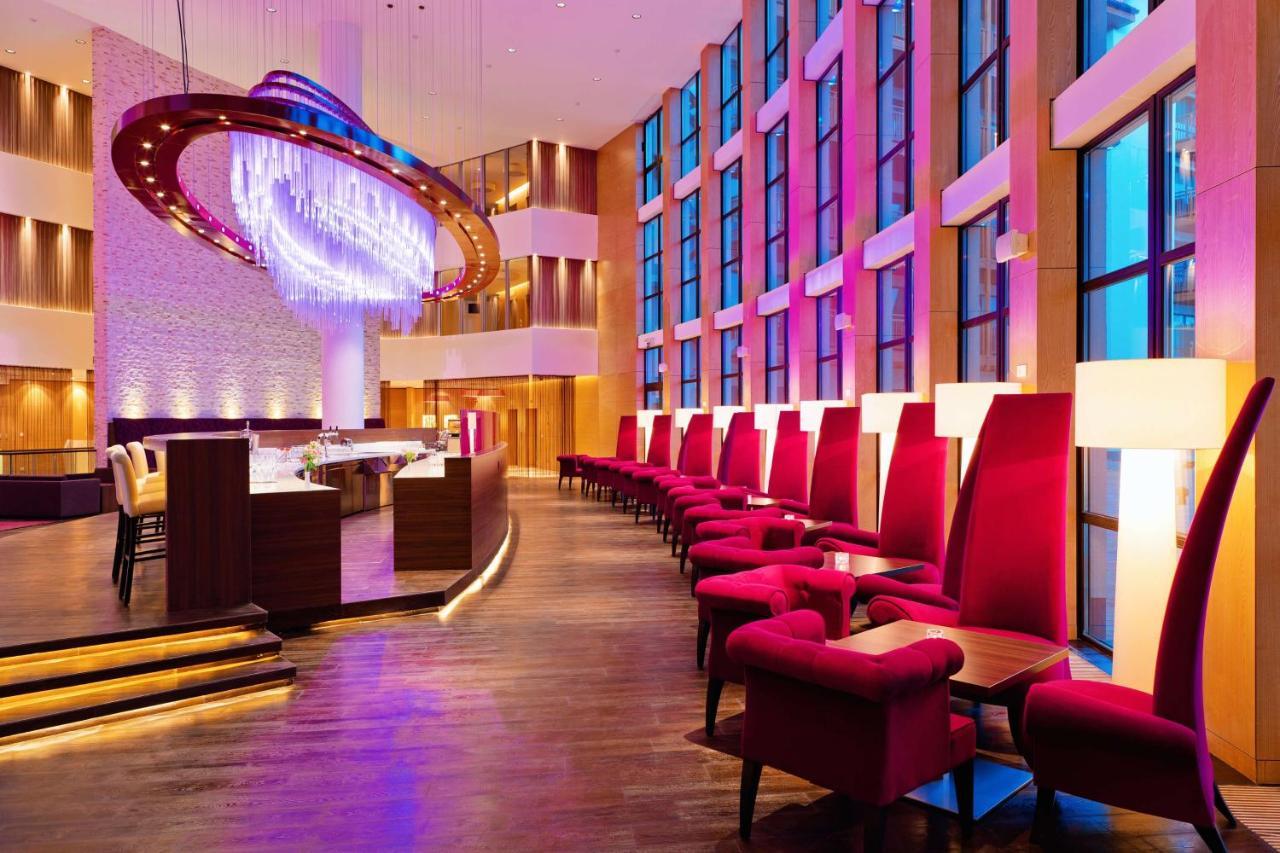 Radisson Blu Resort Bukovel Esterno foto The interior of the lobby