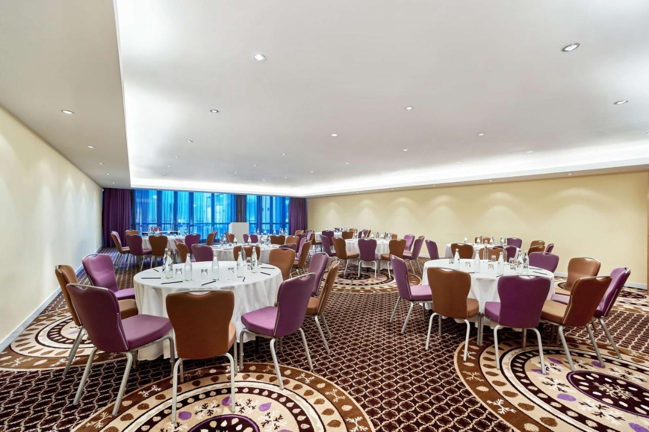 Radisson Blu Resort Bukovel Esterno foto The ballroom